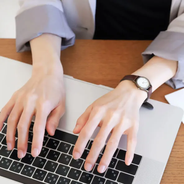 私立大学卒&emsp;28歳(女性)